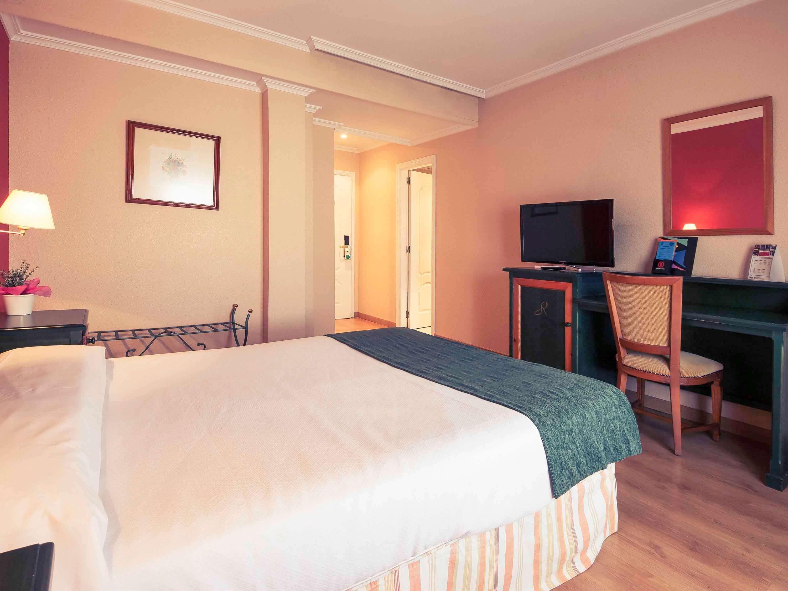 Hotel Rio Badajoz Exterior photo