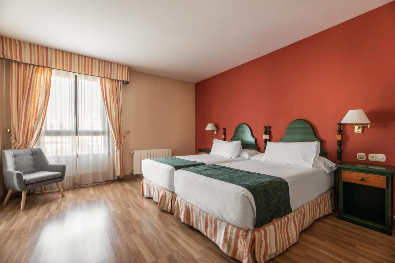 Hotel Rio Badajoz Exterior photo