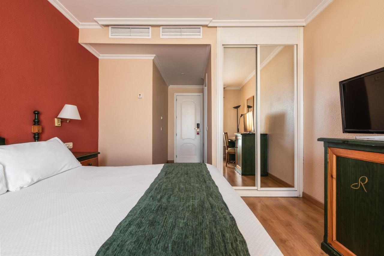 Hotel Rio Badajoz Exterior photo